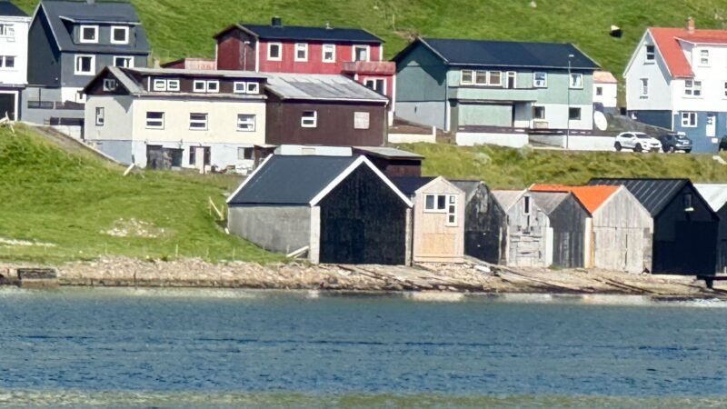 Við Marknoyrarveg — 1r, 147m²
