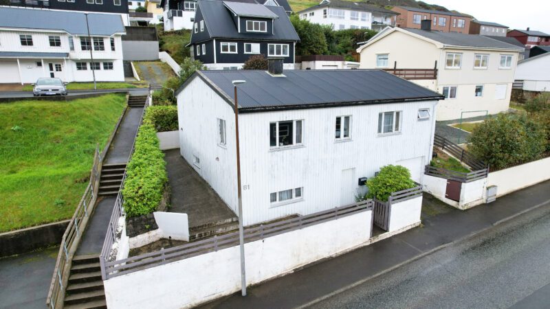 Stoksoyrarvegur 81 — 3r, 204m²