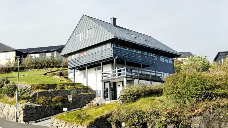 Mannbrekka — 9r, 339m²